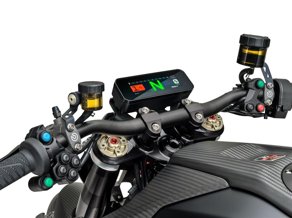 Close up of the Super Duke RR electronics and handlebars